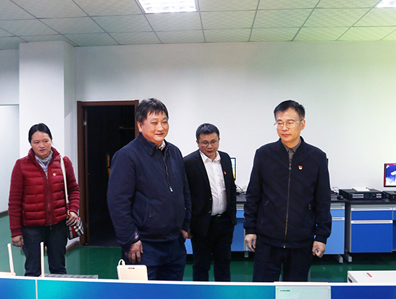 杭州市貿(mào)促會會長鄭榮新一行蒞臨勇電參觀指導！